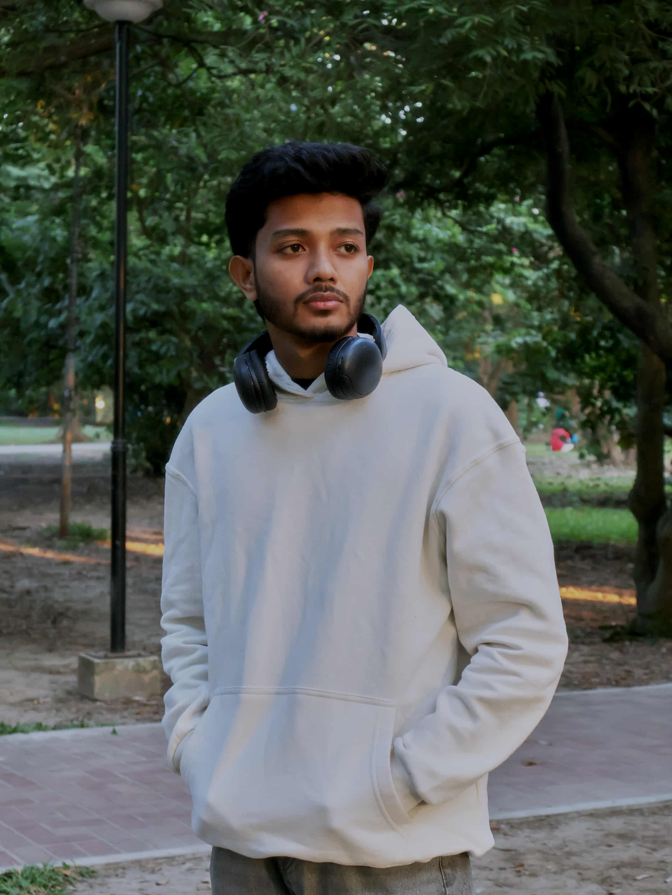 Oversized Off-White Solid Hoodie