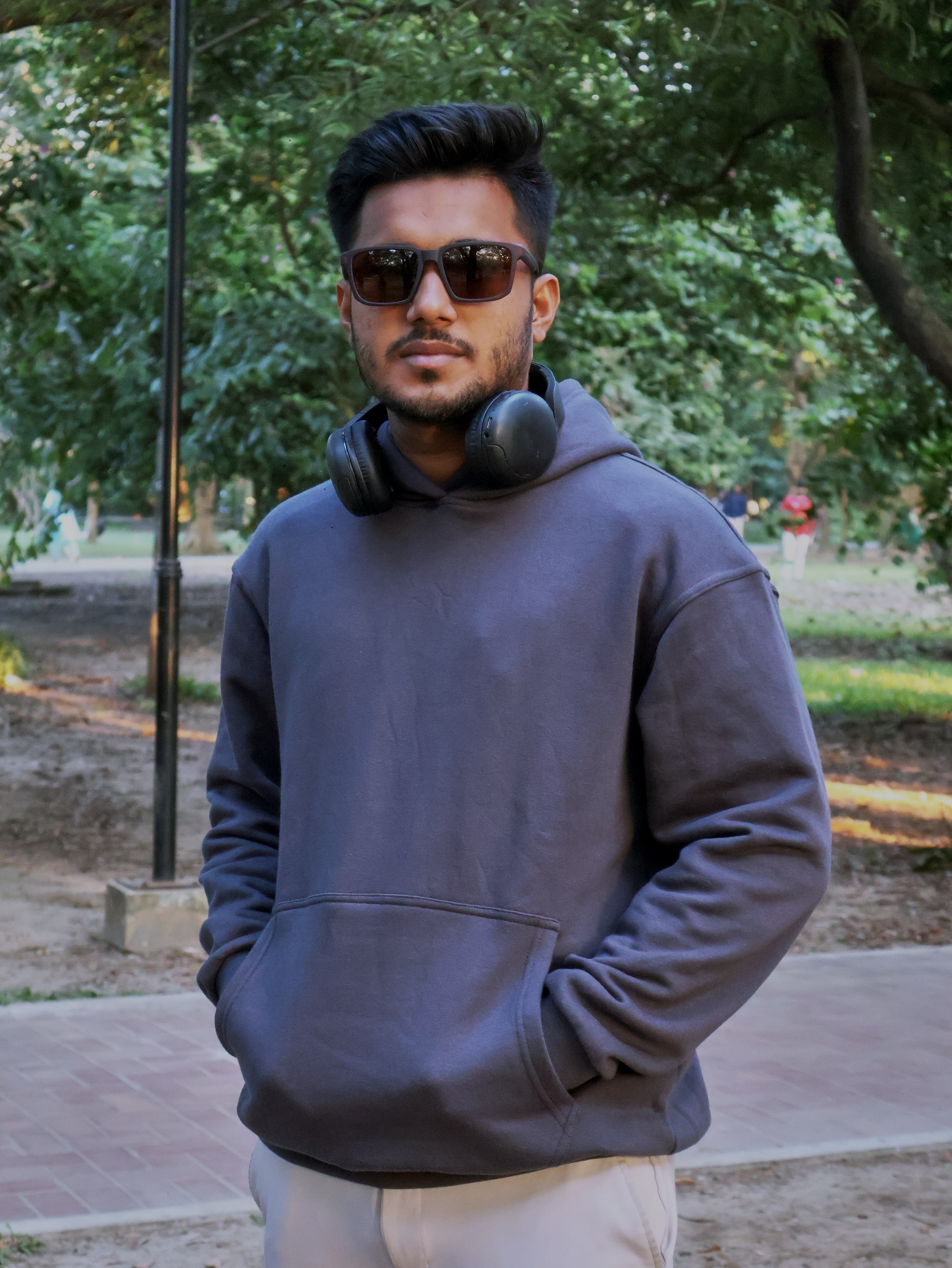 Oversized Shadow Graphite